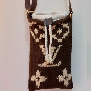 NEW Louis Vuitton Brown Knit Crossbody Bag (Small) LV Logo On Front